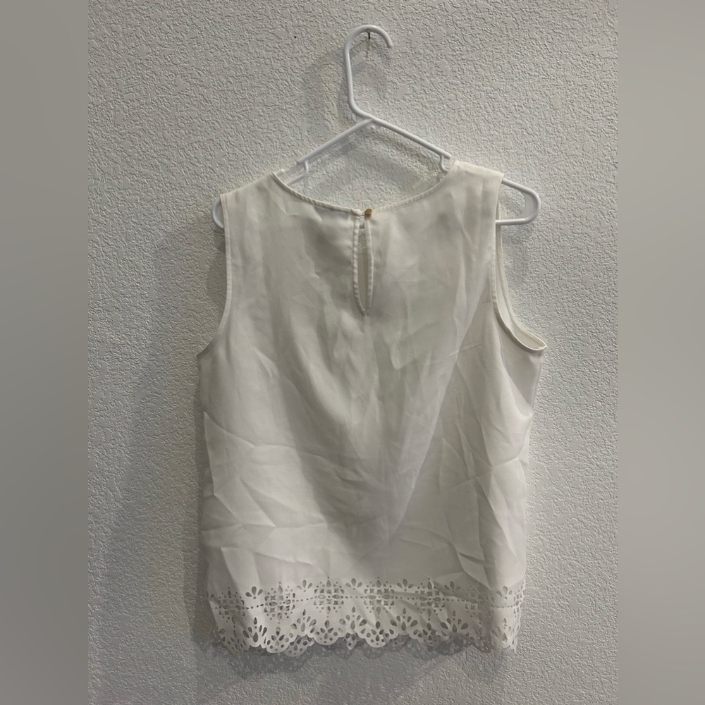 Adrienne Vittadini Women’s White Tank Blouse Medium - Picture 2 of 3